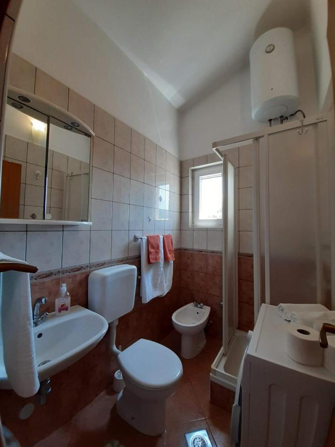 Apartments Nera Tisno Exterior foto