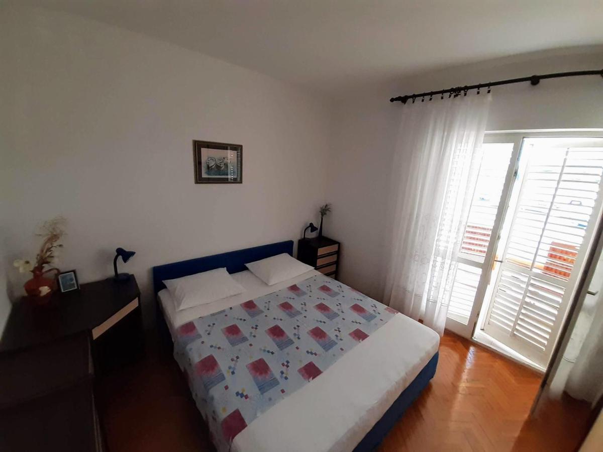 Apartments Nera Tisno Exterior foto